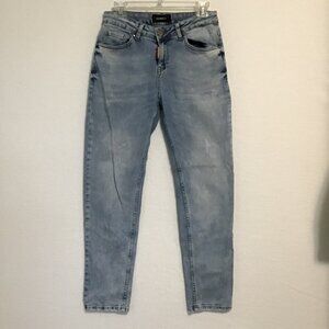 DSquared2 Boyfriend Jeans Light Wash Size 27